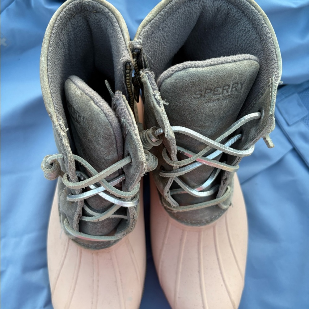 Sperry woman’s Blush and Charcoal Rain Boots
